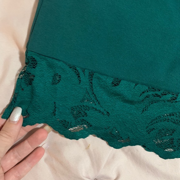 Emerald Green Lace Pencil Skirt - Picture 2 of 5